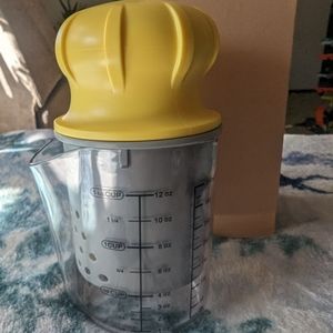 avobagel citrus juicers